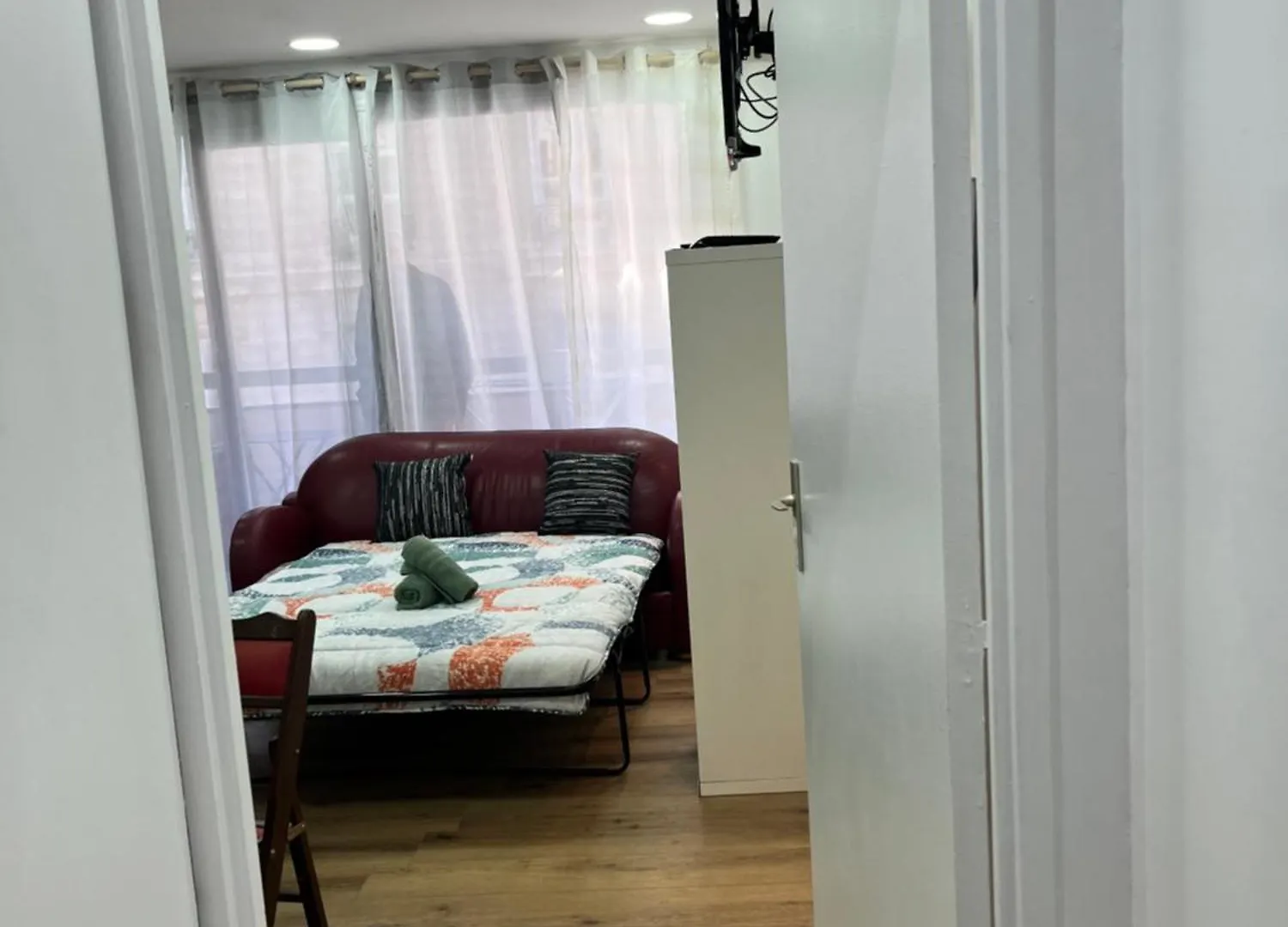 Apartment Studio Idealement Place Paris France